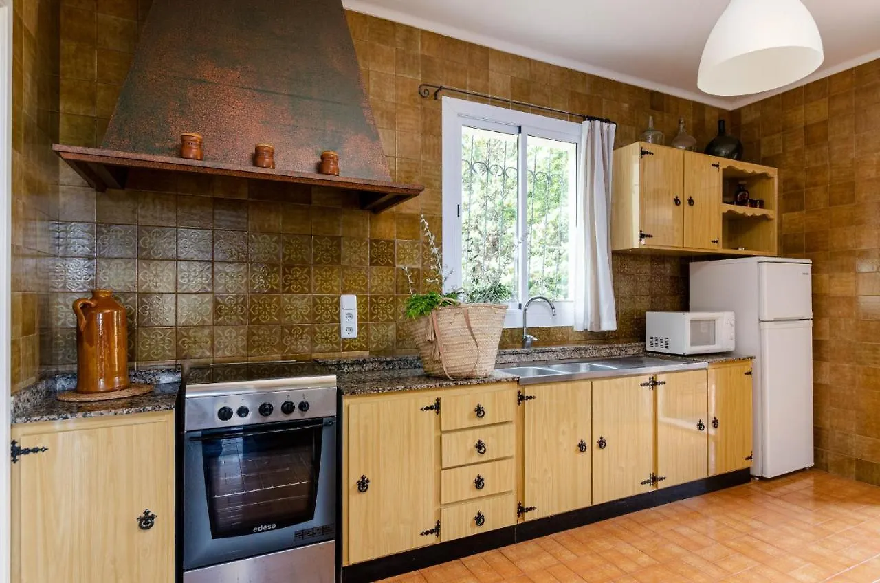 Yourhouse Can Marquesi 룩크 펜션